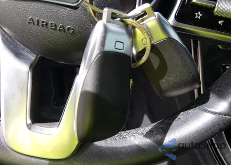 2020 Mercedes-Benz Glc 300 z USA, uszkodzony, nr VIN W1N0G8DB9LF864884